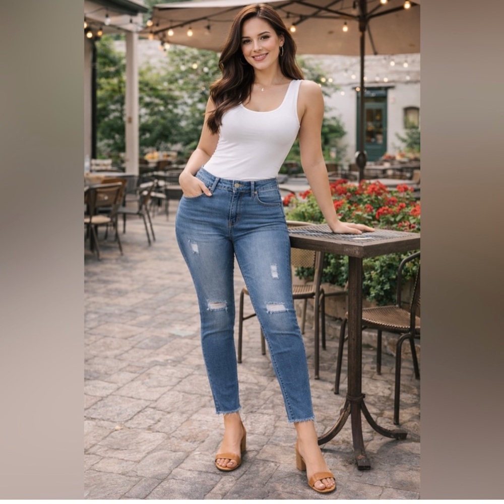 VIP High-Rise Slim Straight Jeans in Medium Blue Wash
